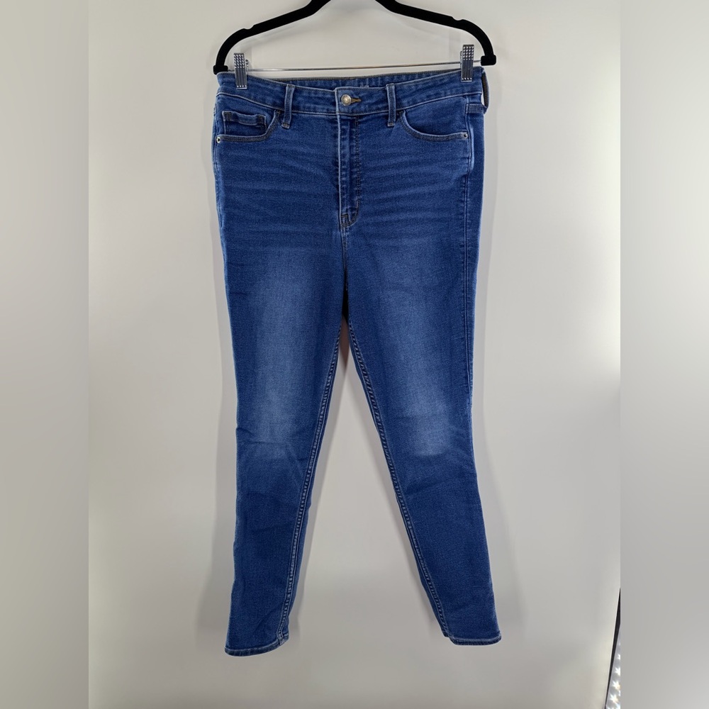 EUC Old Navy Dark Wash Rockstar Super Skinny Jeans - Picture 5 of 10